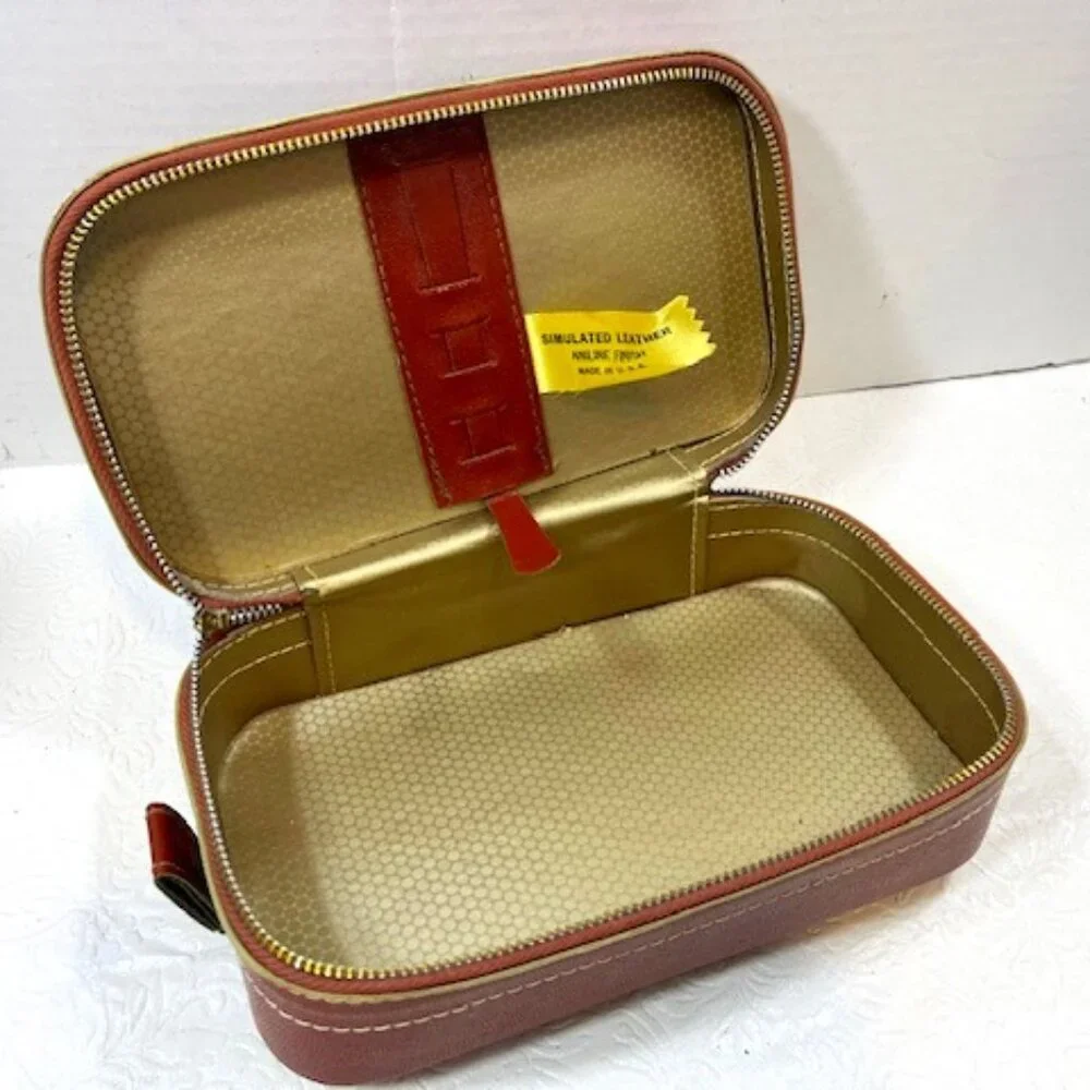 VTG Alfa Faux Leather Brown Toiletry Travel Accessory Zip Around Bag 8.5